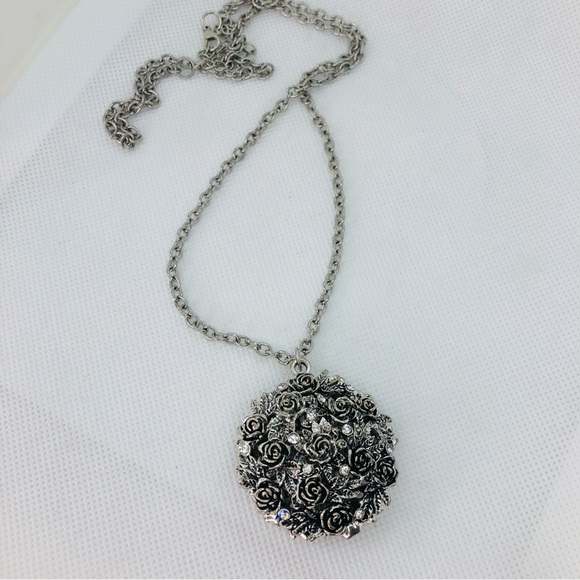 Silvertone Rose Flower Carved Pendant Boho Necklace 40" - Picture 7 of 8